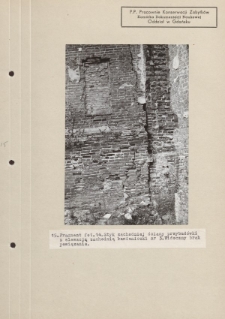 Fragment fot. 14. Styk zachodniej ściany przybudówki z elewacją zachodnią kamieniczki nr 3