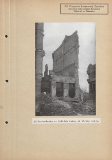 Kamieniczka nr 2. Widok ruiny od strony ulicy