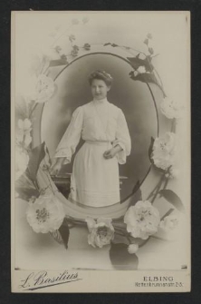 Fotografia kobiety- atelier Lorenza Basiliusa